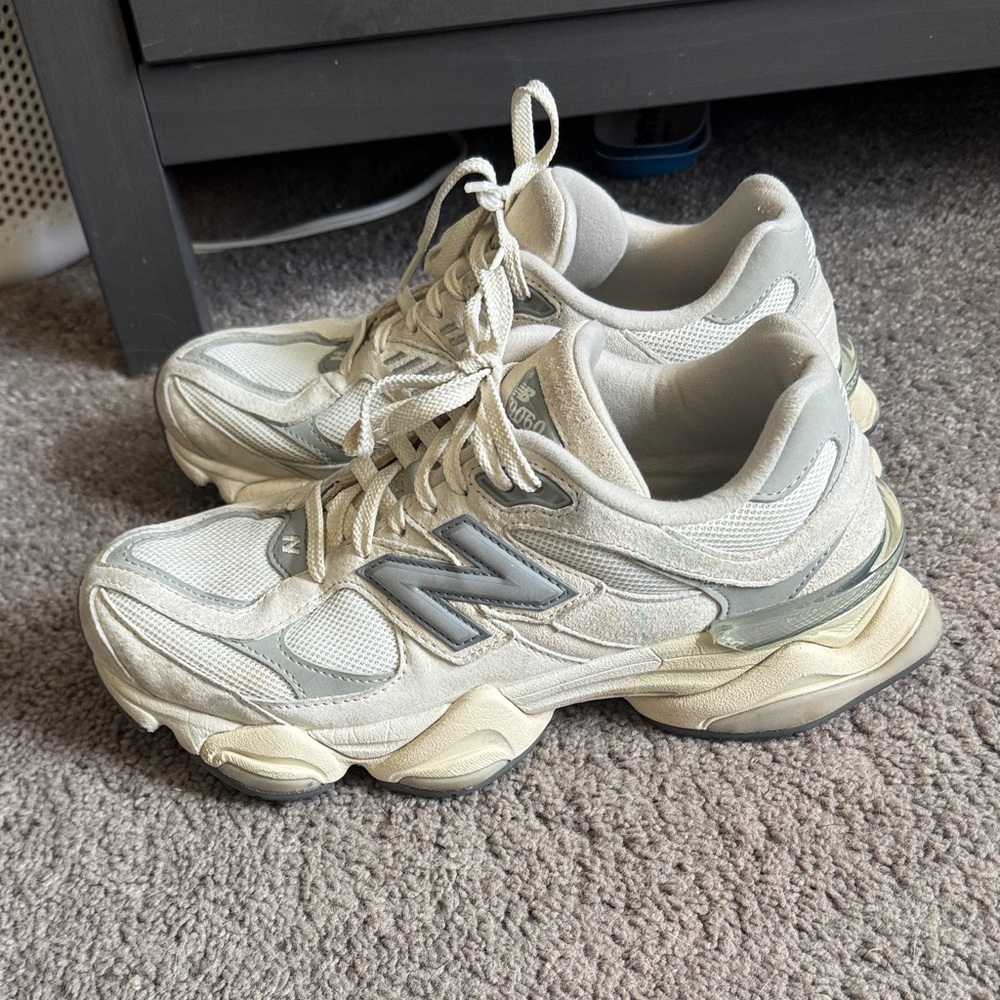 New Balance 9060 - Picture 3 of 4